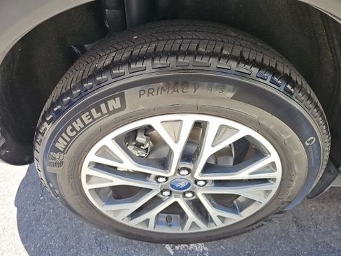 Used 2020 Ford Escape SEL AWD/4WD image 19