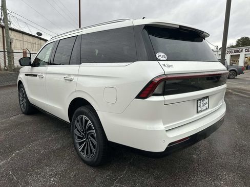 New 2026 Lincoln Navigator Black Label image 5