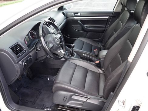 Used 2010 Volkswagen Jetta Limited Edition FWD image 63