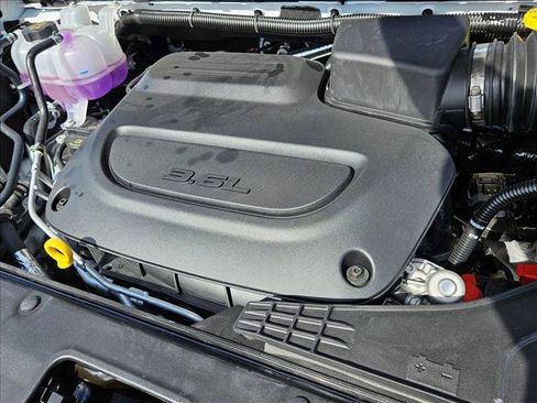 New 2027 Chrysler Pacifica Limited w/ S Appearance Package AWD/4WD image 17