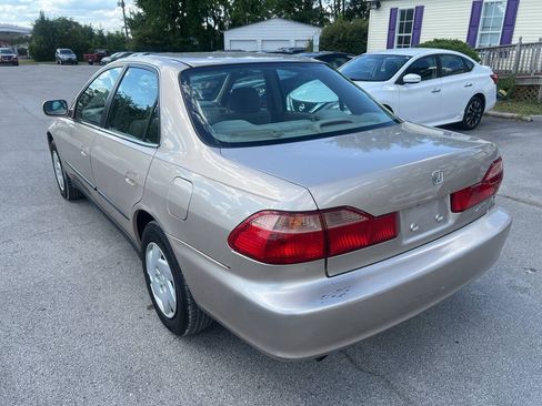 Used 2000 Honda Accord LX image 8