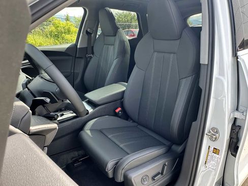 New 2025 Audi Q5 Premium Plus image 23