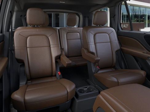 New 2026 Lincoln Aviator Reserve image 11