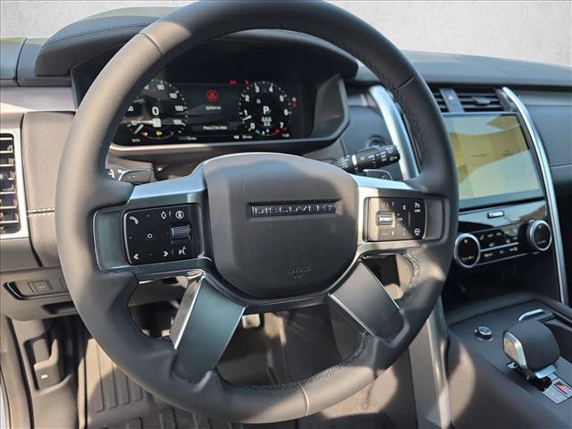 New 2026 Land Rover Discovery Limited Edition AWD/4WD image 20