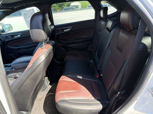 Used 2021 Ford Edge Titanium w/ Equipment Group 301A image 12