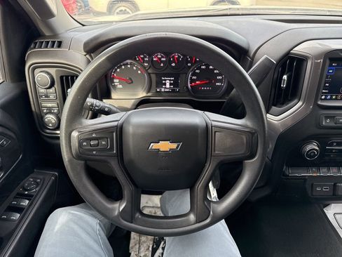 Used 2021 Chevrolet Silverado 1500 Custom image 18