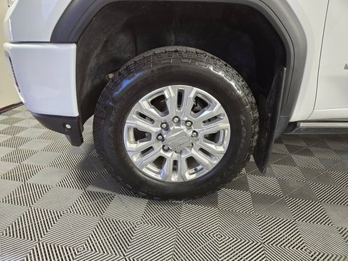 Used 2022 GMC Sierra 2500 Denali image 9