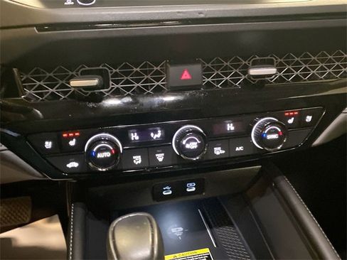 Used 2024 Honda Accord Touring image 19