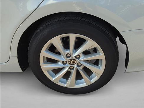 Used 2024 Toyota Camry LE FWD image 8
