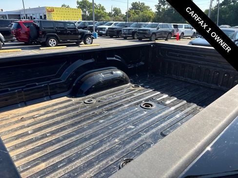 Used 2024 RAM 3500 Tradesman w/ Chrome Appearance Group AWD/4WD image 7