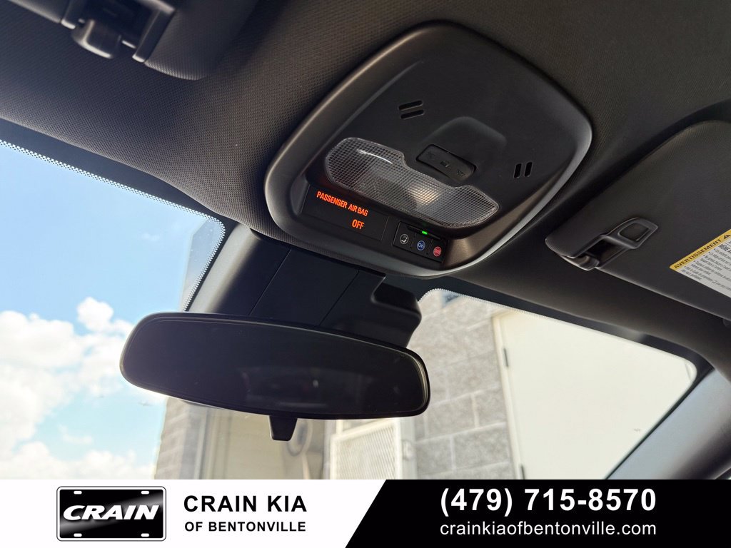 Used 2025 Buick Envista Sport Touring w/ Convenience I Package FWD image 20