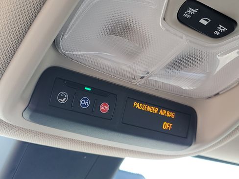 Used 2024 Buick Encore GX Sport Touring AWD/4WD image 19