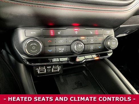 Used 2024 Dodge Durango R/T w/ Trailer Tow Group IV AWD/4WD image 15