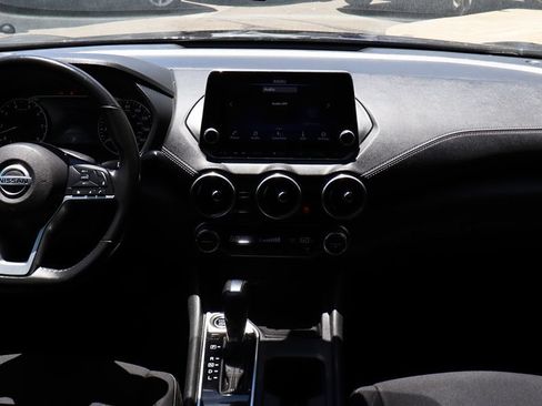 Used 2021 Nissan Sentra SV FWD image 32
