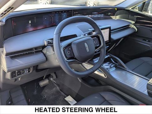 New 2026 Lincoln Nautilus Premier image 7