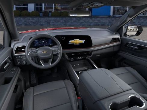 New 2026 Chevrolet Suburban Premier w/ Sun And Tow Package AWD/4WD image 15