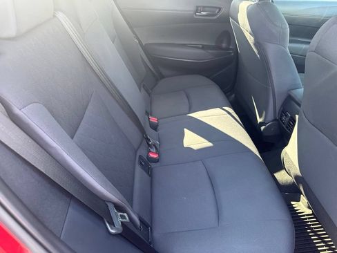 Used 2025 Toyota Corolla Cross LE FWD image 13