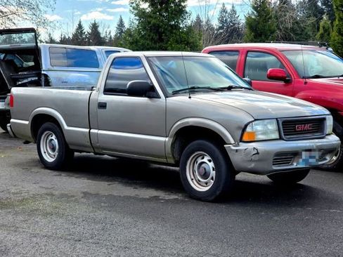 Used 2003 GMC Sonoma SL image 1