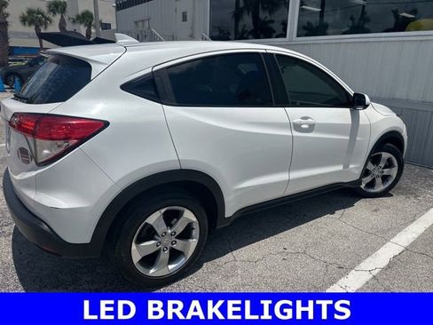 Used 2021 Honda HR-V LX image 4