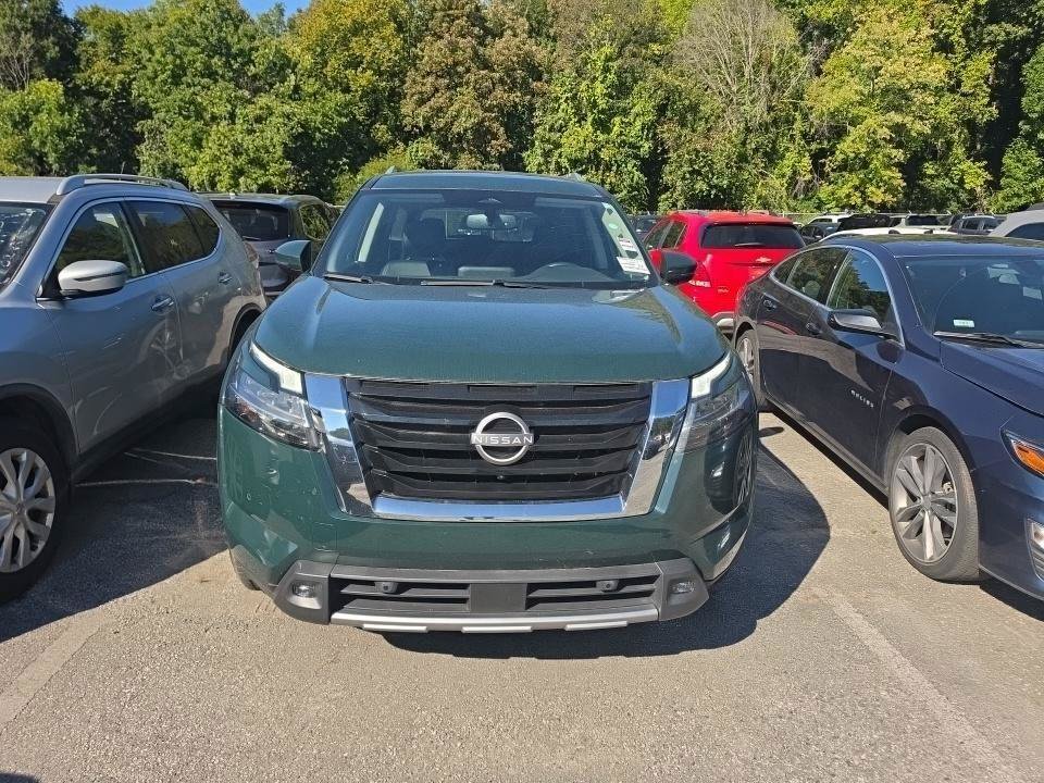 Used 2022 Nissan Pathfinder SL w/ Cargo Package AWD/4WD image 7