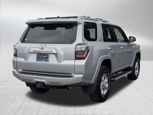 Used 2018 Toyota 4Runner SR5 Premium AWD/4WD image 6