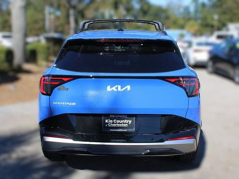 New 2026 Kia Sportage SX image 8