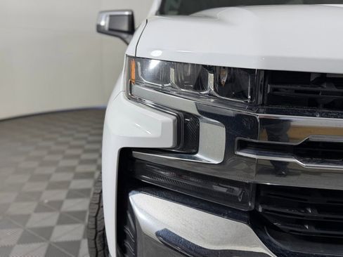 Used 2021 Chevrolet Silverado 1500 LT image 3