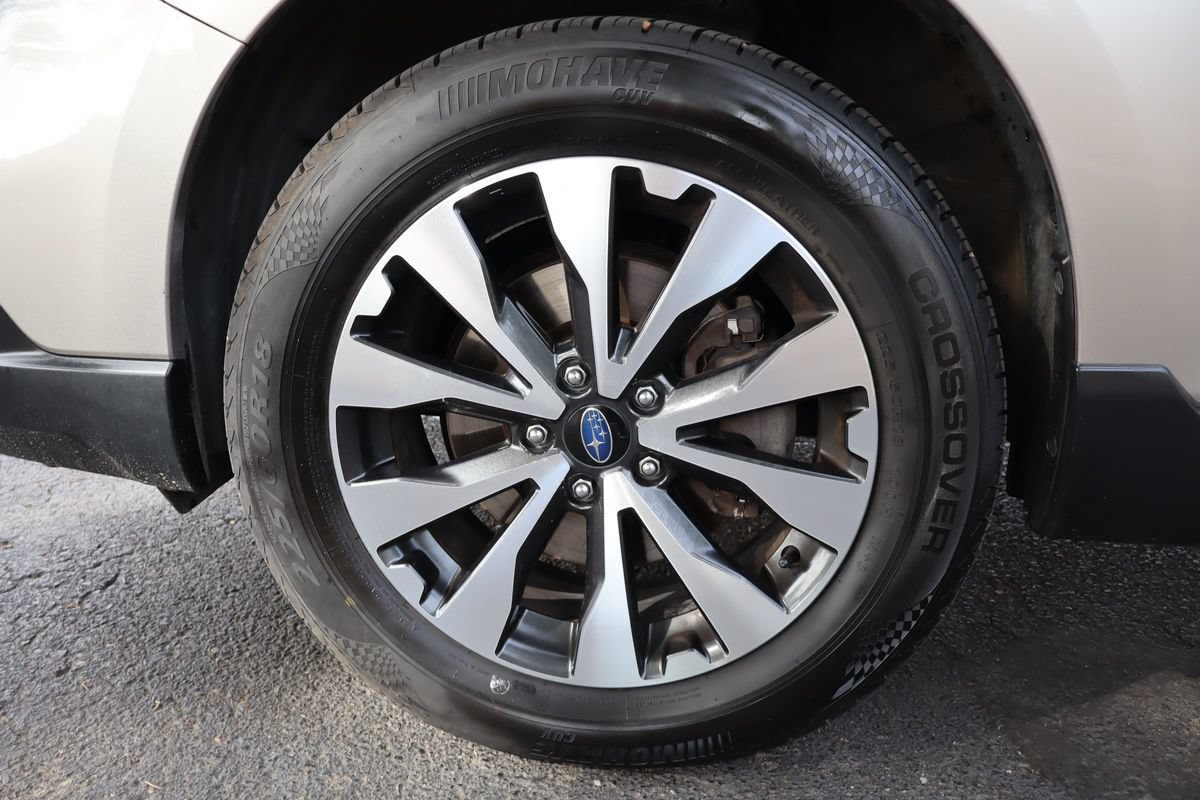 Used 2016 Subaru Outback 2.5i Limited AWD/4WD image 42