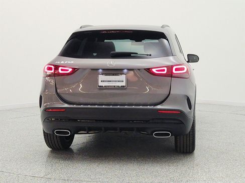 Used 2022 Mercedes-Benz GLA 250 image 6