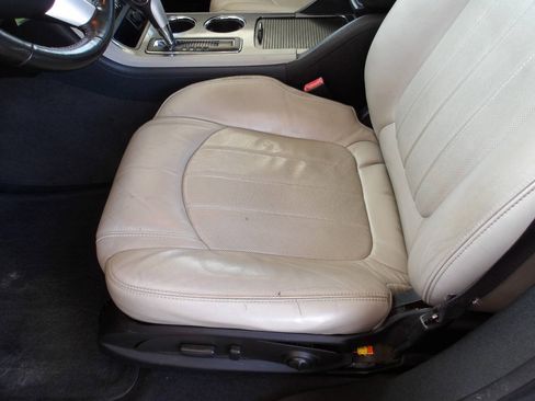 Used 2013 Buick Enclave Leather FWD image 23