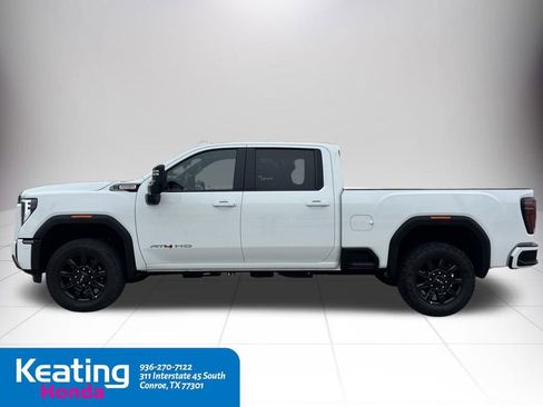 Used 2025 GMC Sierra 2500 AT4 image 21