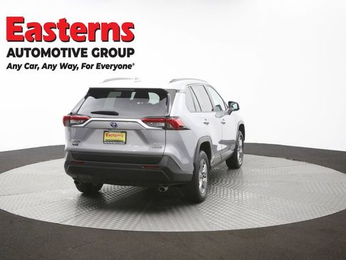 Used 2024 Toyota RAV4 XLE AWD/4WD image 37
