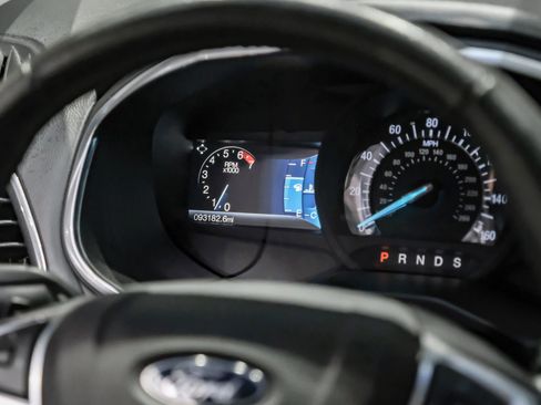 Used 2018 Ford Edge Titanium w/ Technology Package image 19