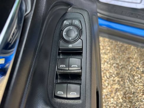 Used 2019 Chevrolet Equinox LT FWD image 21