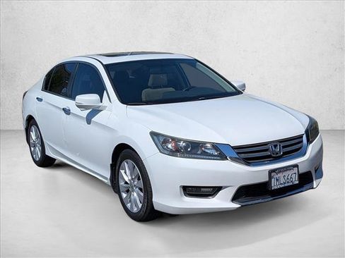 Used 2015 Honda Accord EX image 3