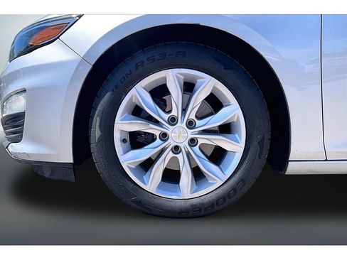Used 2019 Chevrolet Malibu LT FWD image 32