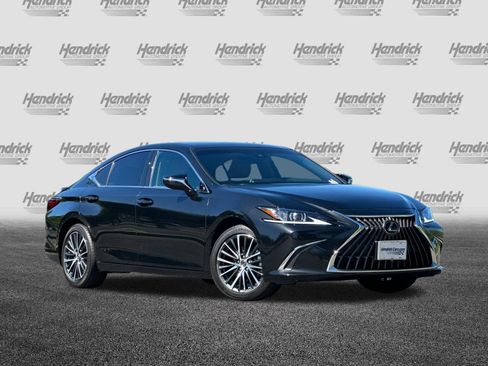 Used 2024 Lexus ES 300h w/ Premium Package image 2