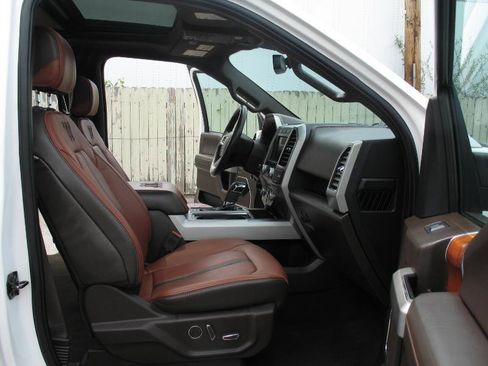 Used 2019 Ford F150 King Ranch w/ Equipment Group 601A Luxury AWD/4WD image 22