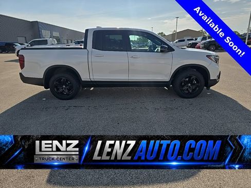 Used 2023 Honda Ridgeline Black Edition image 1