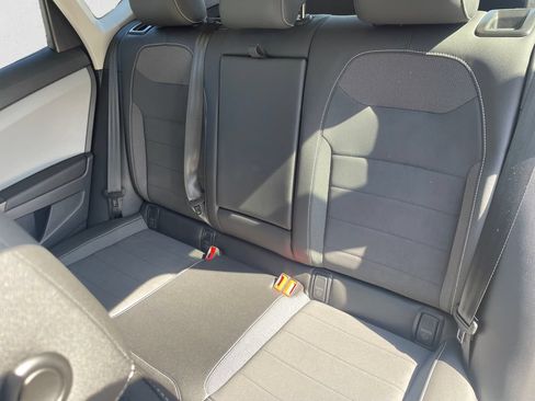 Certified 2023 Volkswagen Taos SE w/ Panoramic Sunroof Package FWD image 13