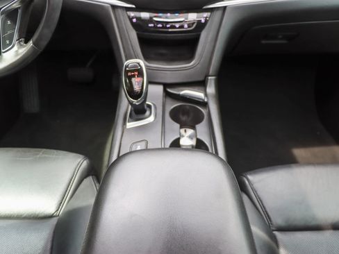 Used 2018 Cadillac XT5 Premium Luxury FWD image 27