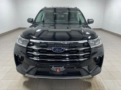 New 2026 Ford Explorer Active AWD/4WD image 2