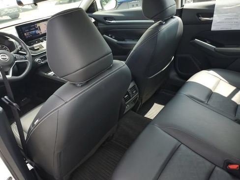 Certified 2025 Nissan Altima 2.5 SL FWD image 14