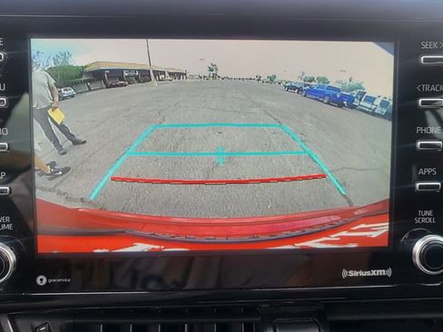 Used 2020 Toyota C-HR XLE image 32