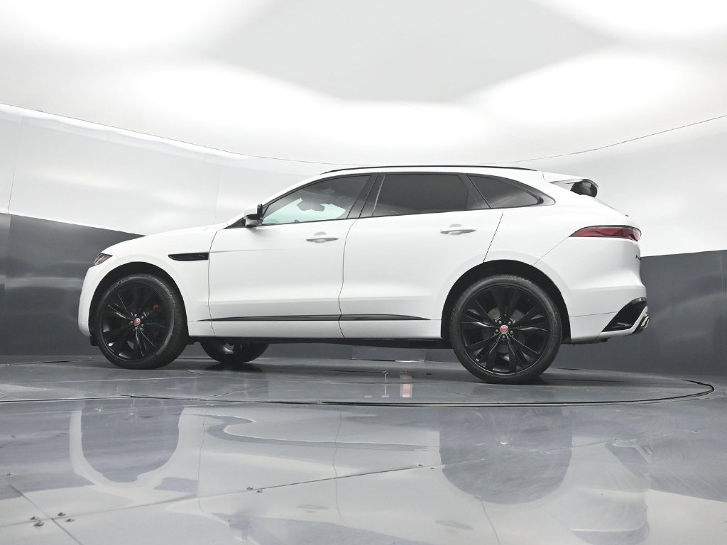 Used 2023 Jaguar F-PACE R-Dynamic S AWD/4WD image 48