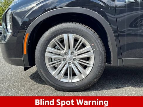 Used 2025 Mitsubishi Outlander ES AWD/4WD image 14
