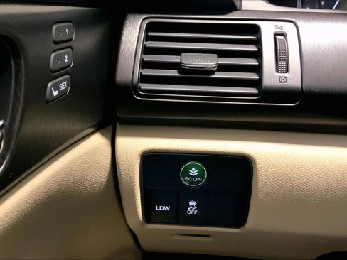 Used 2013 Honda Accord EX-L image 33