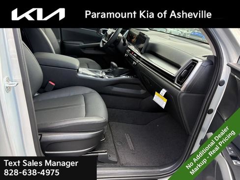 New 2026 Kia Sorento S w/ S Panoramic Sunroof Package FWD image 20