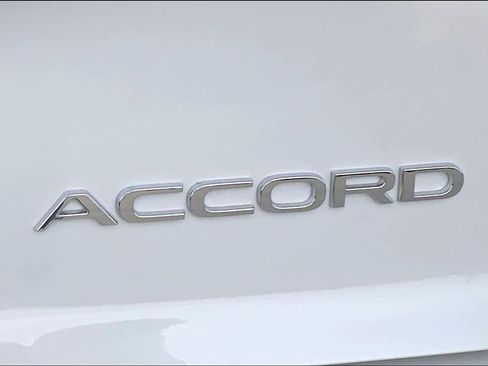 Used 2025 Honda Accord Sport image 29