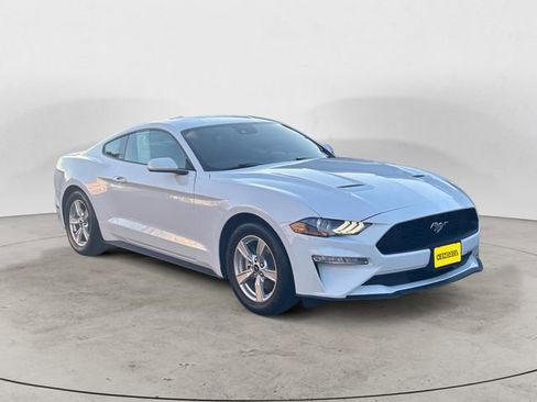 Used 2023 Ford Mustang Coupe RWD image 7